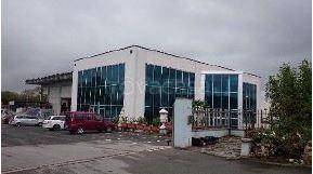 locale commerciale in vendita a Fiesse