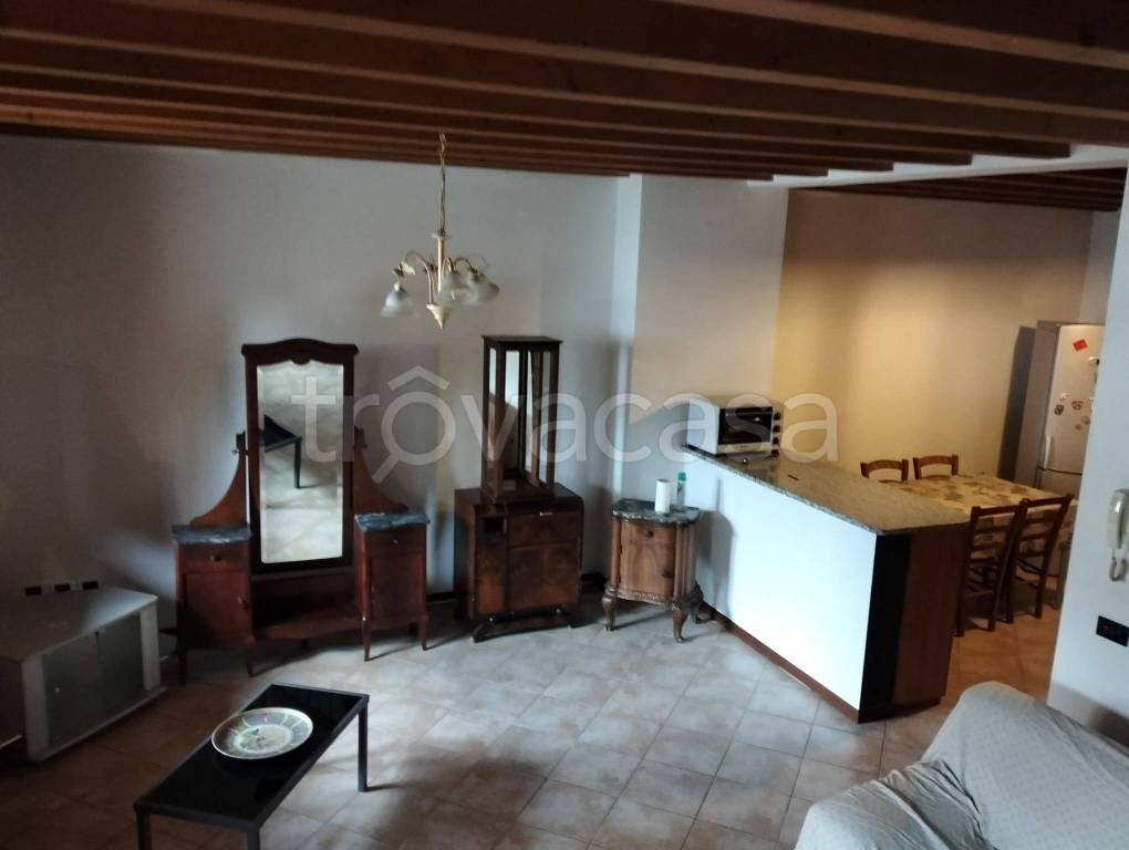 casa indipendente in vendita a Fiesse