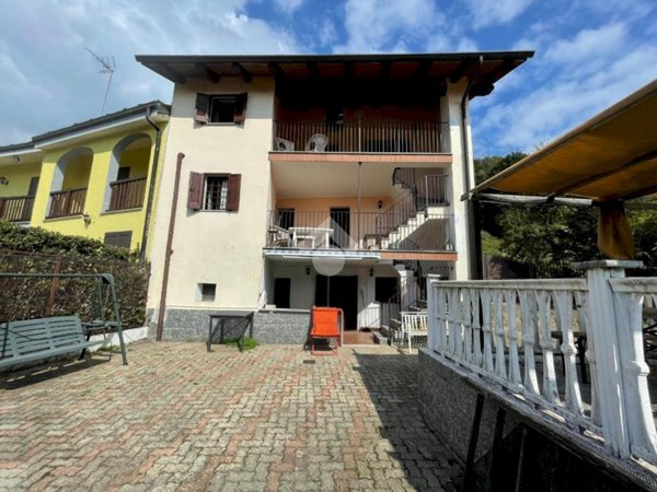 casa semindipendente in vendita a Castelnuovo Nigra