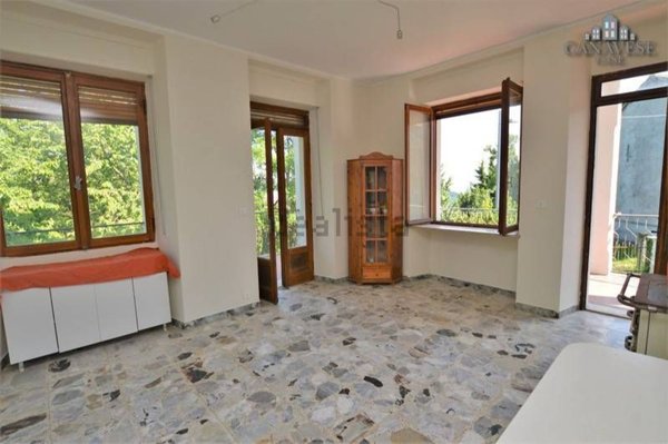 casa indipendente in vendita a Castelnuovo Nigra