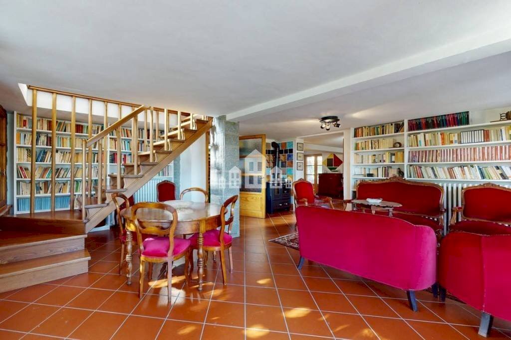 casa indipendente in vendita a Castelnuovo Nigra
