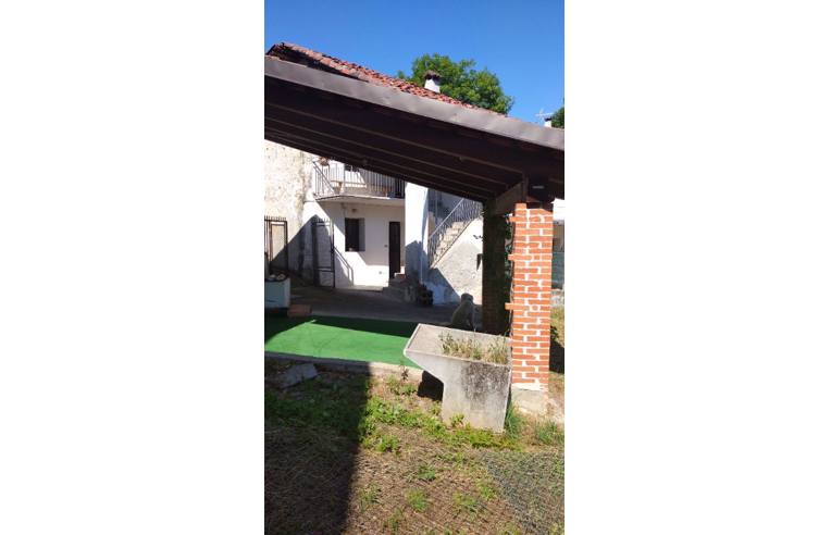 casa indipendente in vendita a Castelnuovo Nigra
