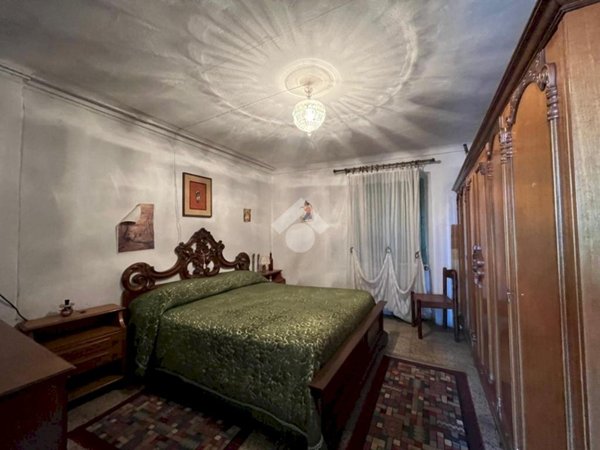 casa semindipendente in vendita a Castelnuovo Nigra