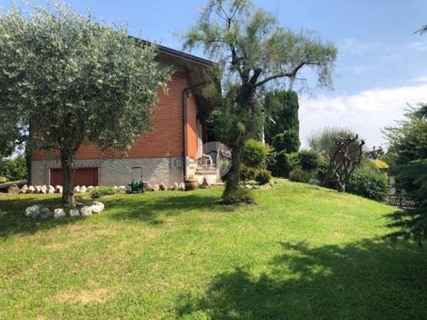 casa indipendente in vendita a Flero