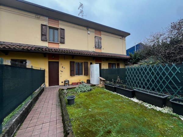 casa indipendente in vendita a Flero