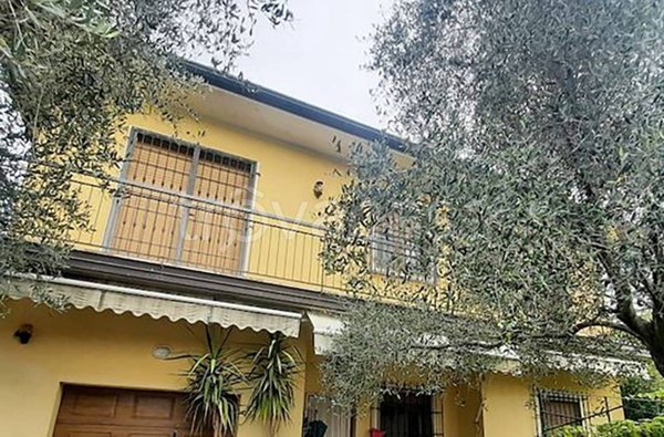 casa indipendente in vendita a Flero