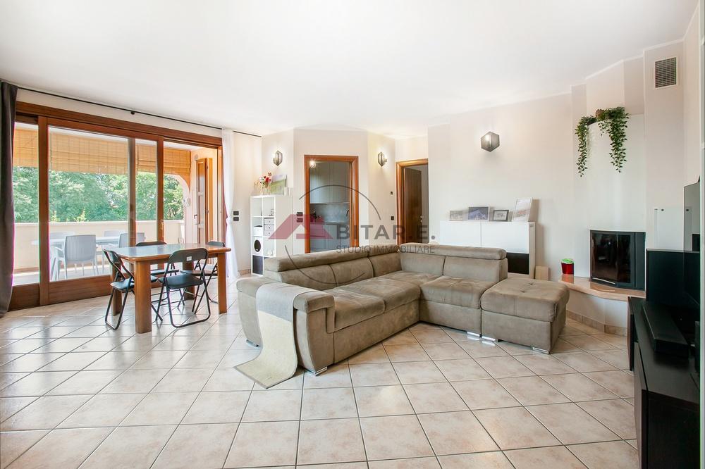 casa indipendente in vendita a Flero in zona Pietra del Gallo