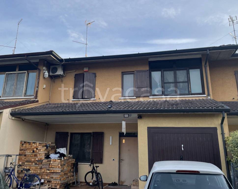 casa indipendente in vendita a Flero