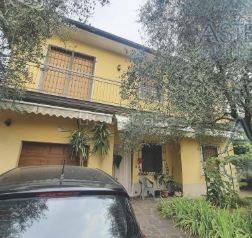 casa indipendente in vendita a Flero