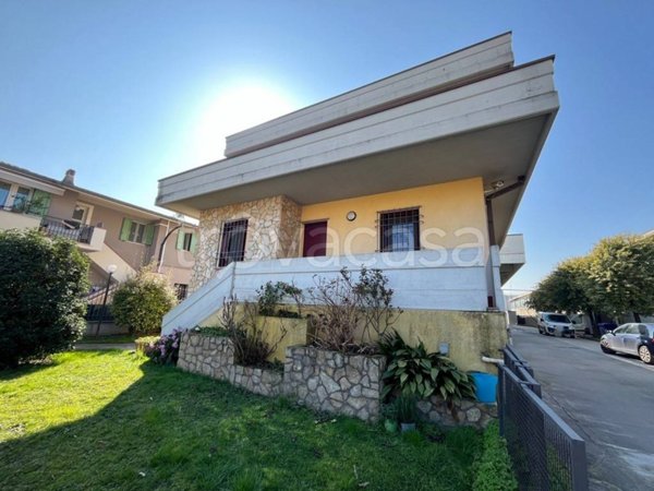 casa indipendente in vendita a Flero