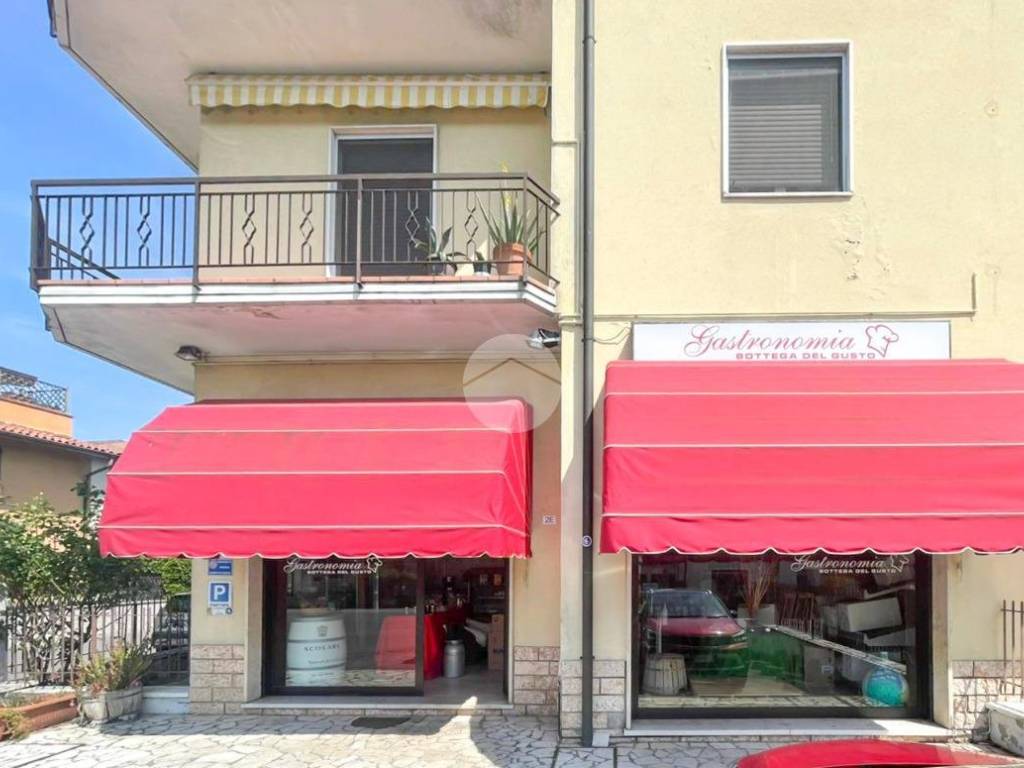 negozio in vendita a Flero