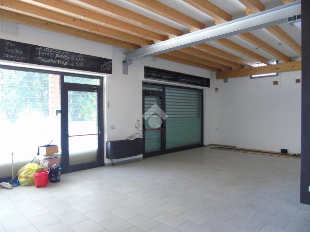 negozio in vendita a Flero