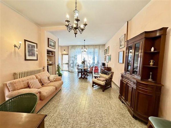 pentavano in vendita a Flero