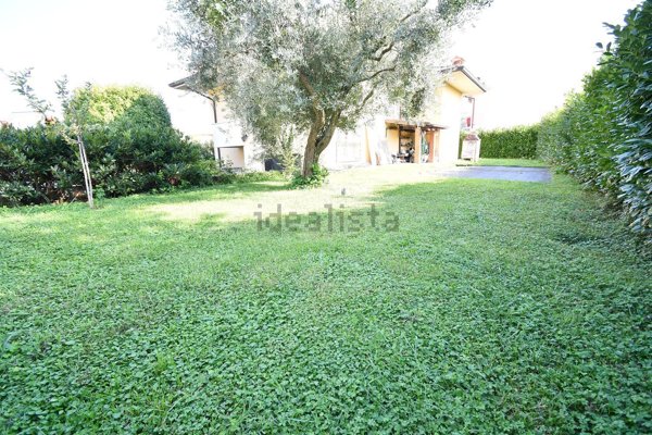 casa indipendente in vendita a Flero in zona Pietra del Gallo