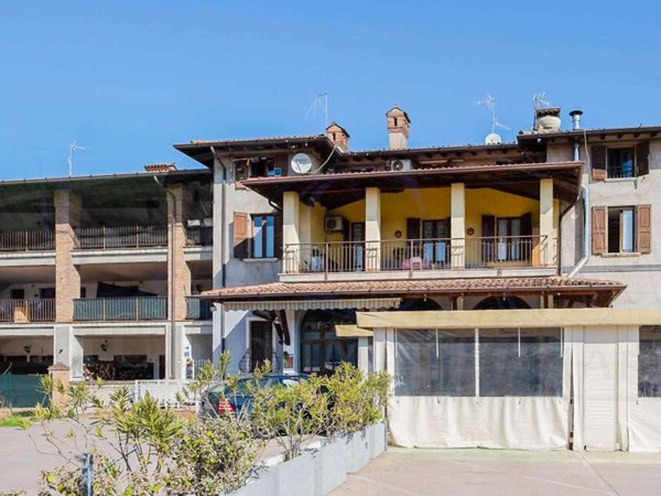 appartamento in vendita a Flero in zona Pietra del Gallo