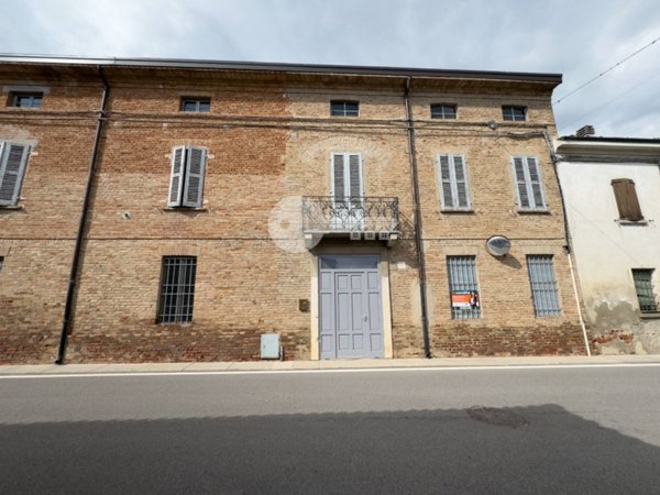 casa indipendente in vendita a Gambara