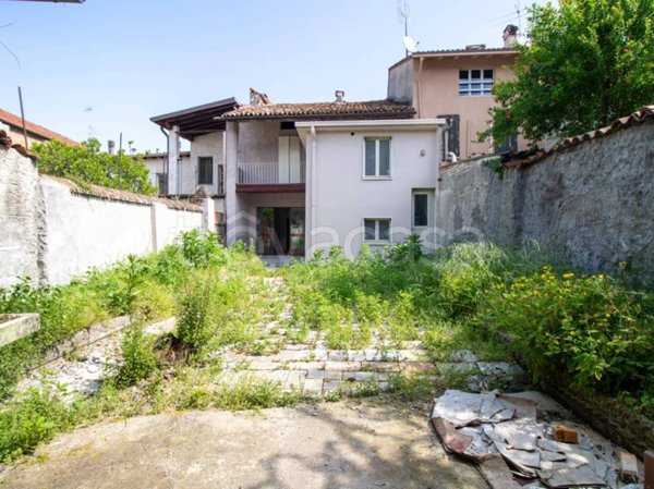 casa indipendente in vendita a Gambara