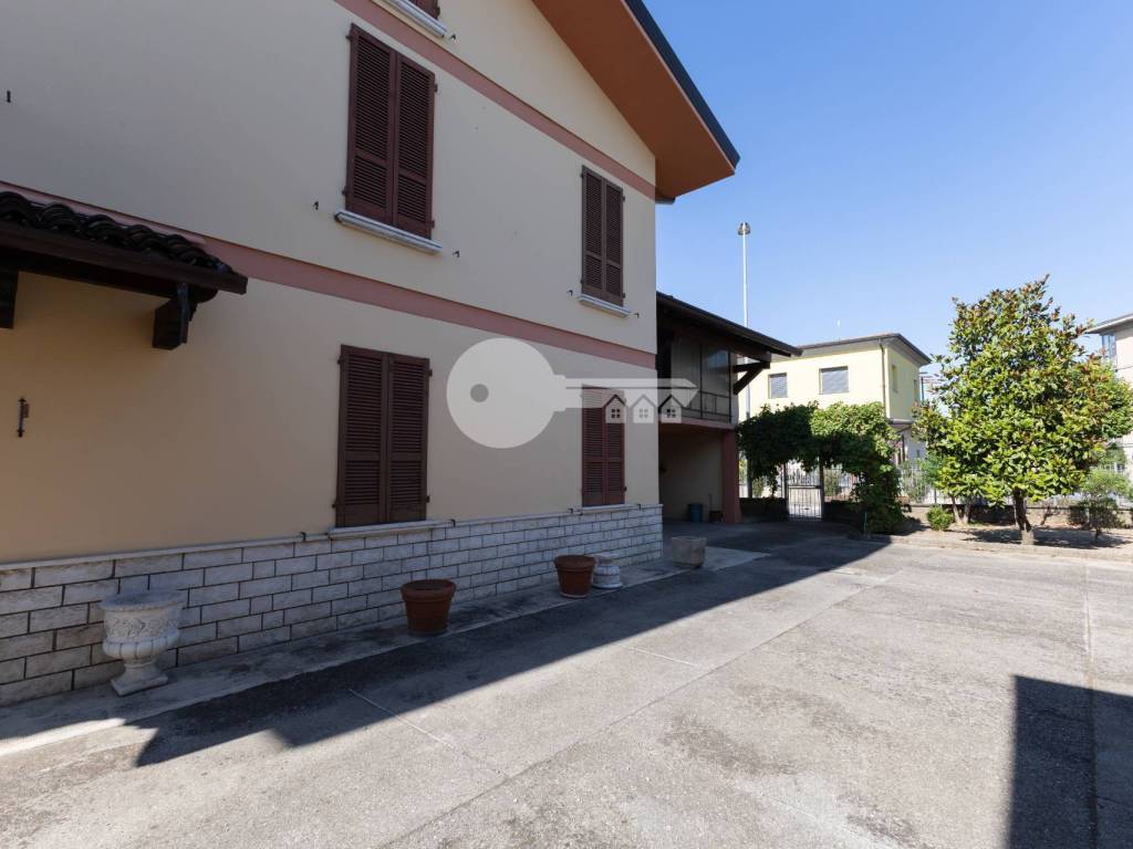 casa indipendente in vendita a Gambara