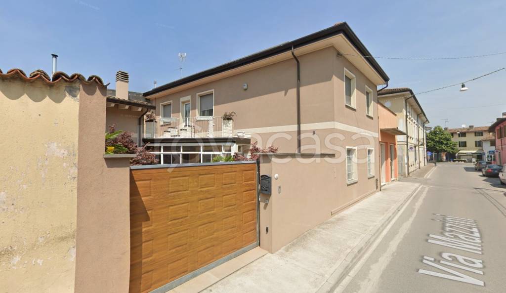 casa indipendente in vendita a Gambara