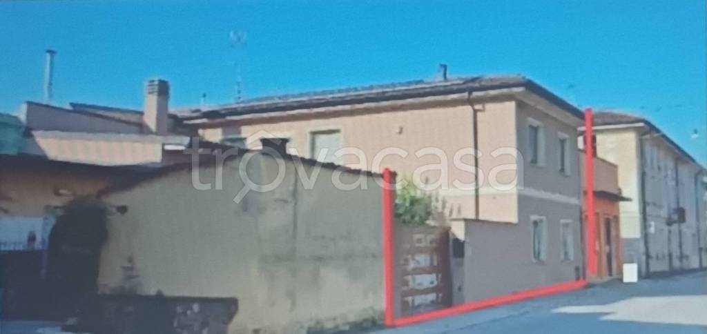 casa indipendente in vendita a Gambara