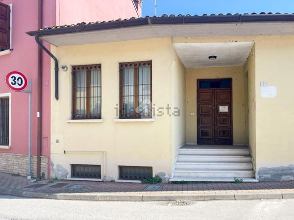 ufficio in vendita a Gambara