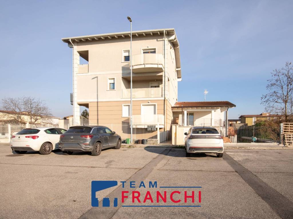 appartamento in vendita a Gambara