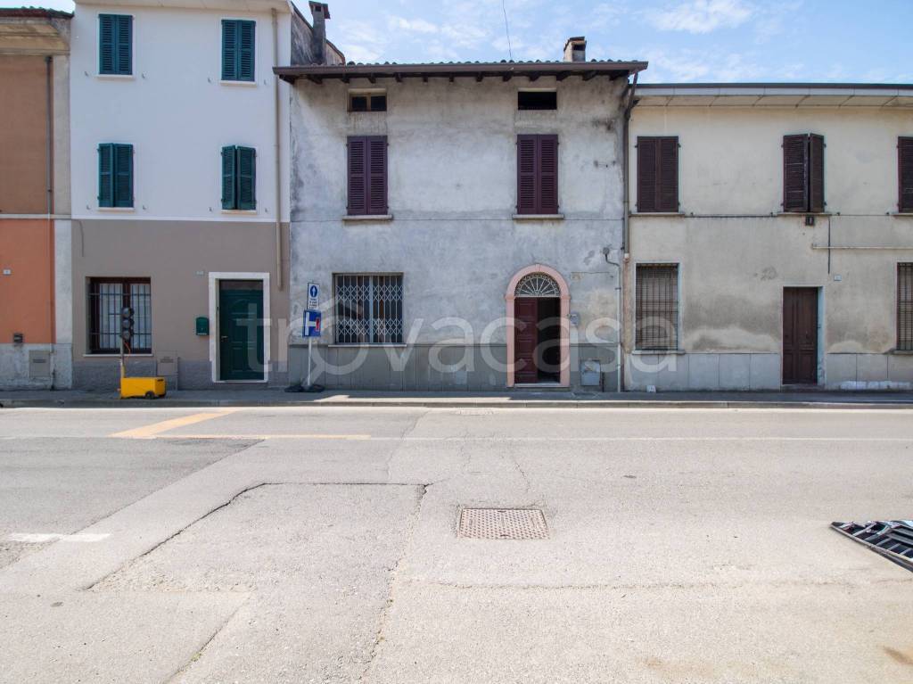 casa indipendente in vendita a Gambara
