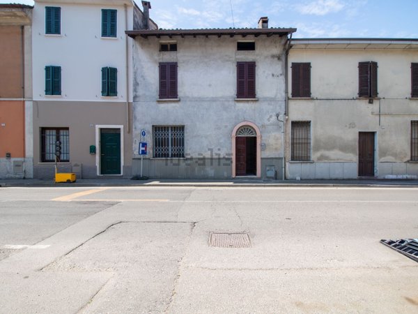 casa indipendente in vendita a Gambara