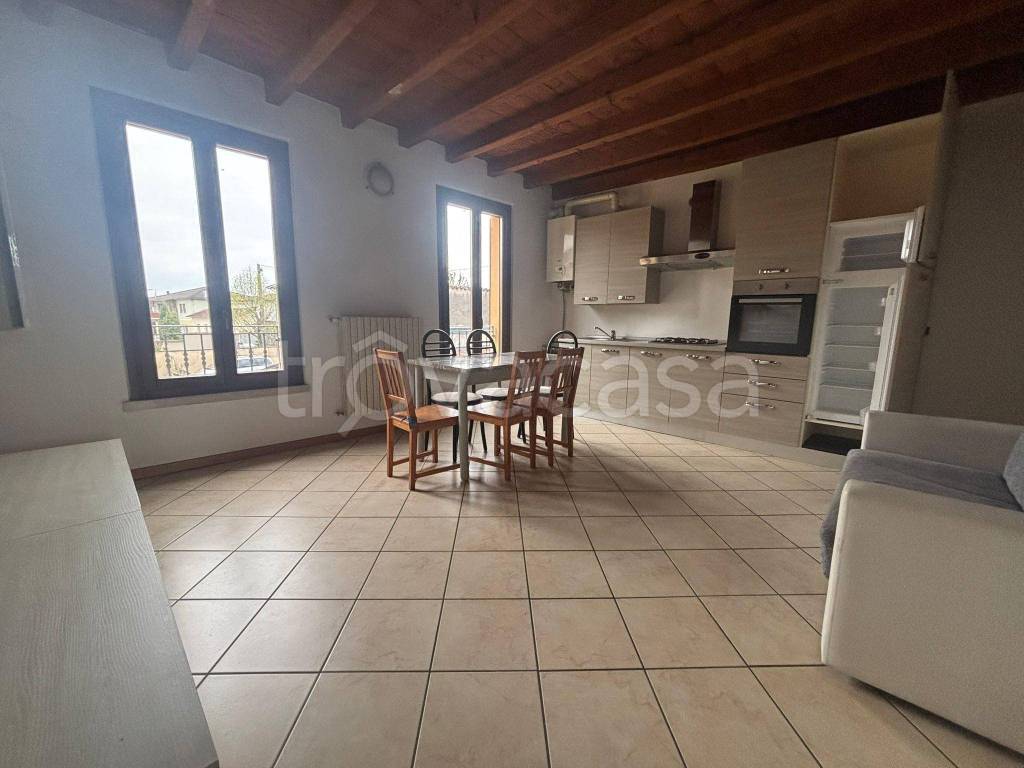 appartamento in vendita a Gambara