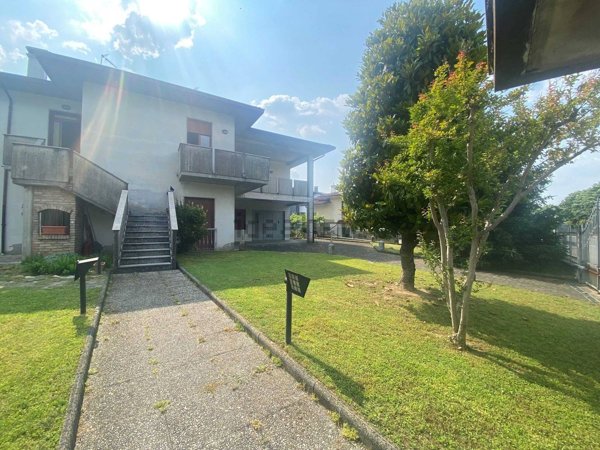 casa indipendente in vendita a Gambara