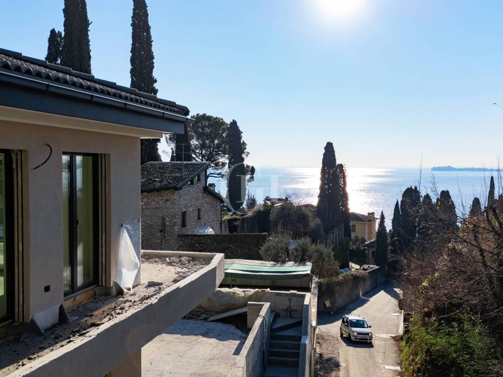 appartamento in vendita a Gardone Riviera