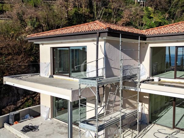 appartamento in vendita a Gardone Riviera