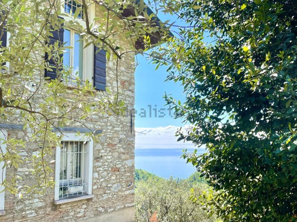casa indipendente in vendita a Gardone Riviera