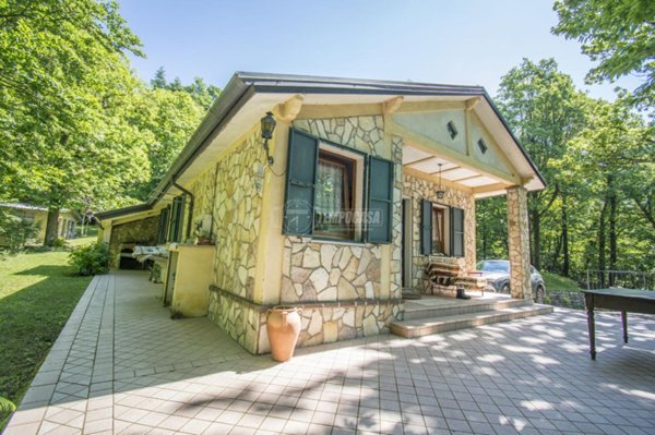 casa indipendente in vendita a Gardone Riviera