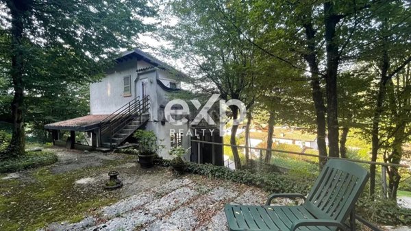 casa indipendente in vendita a Gardone Riviera in zona San Michele