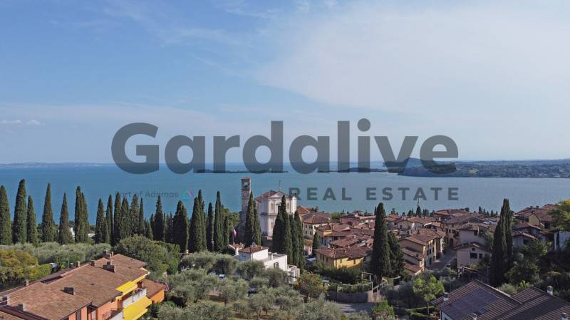 appartamento in vendita a Gardone Riviera