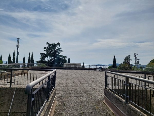 negozio in vendita a Gardone Riviera