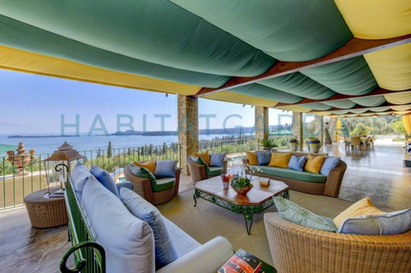 casa indipendente in vendita a Gardone Riviera