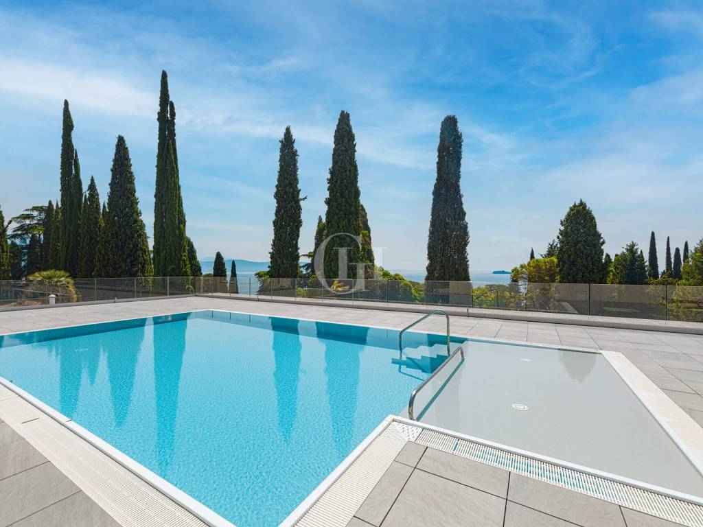 appartamento in vendita a Gardone Riviera
