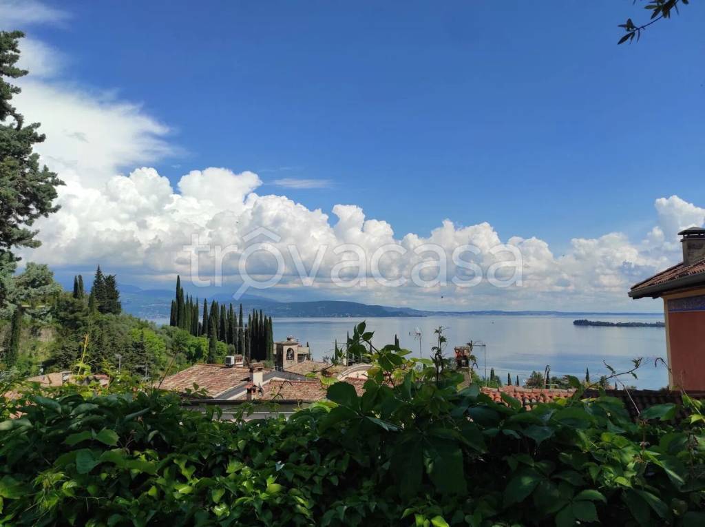 appartamento in vendita a Gardone Riviera