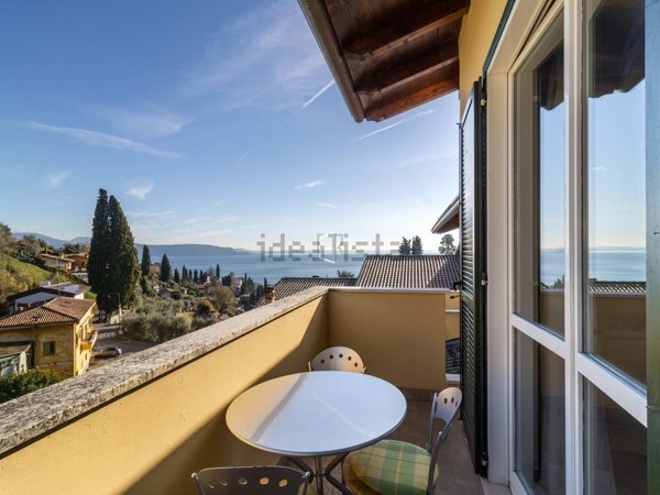 appartamento in vendita a Gardone Riviera