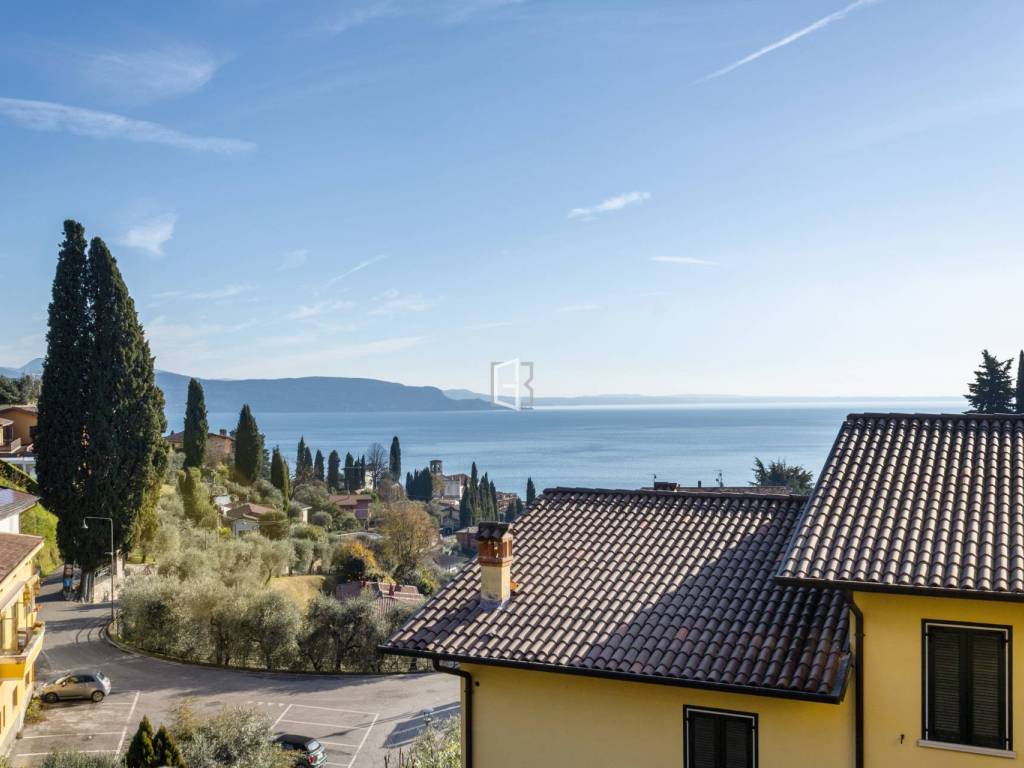 appartamento in vendita a Gardone Riviera