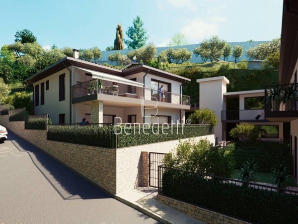 appartamento in vendita a Gardone Riviera in zona Fasano