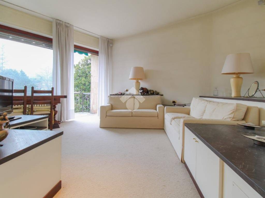 appartamento in vendita a Gardone Riviera