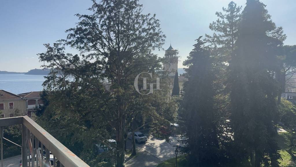 appartamento in vendita a Gardone Riviera