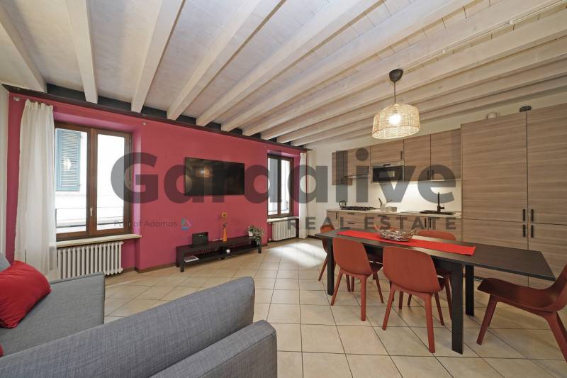 appartamento in vendita a Gardone Riviera