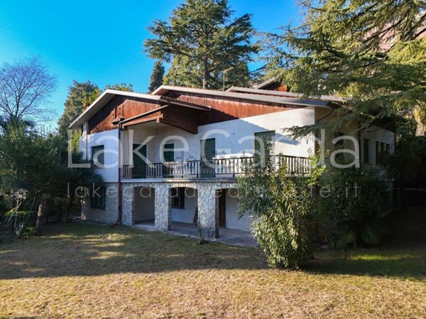 casa indipendente in vendita a Gardone Riviera