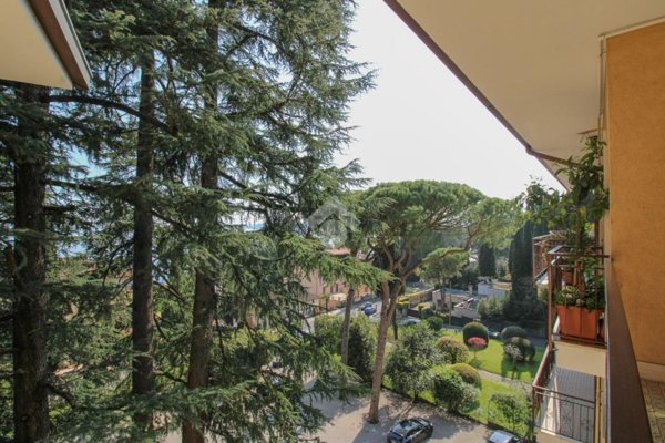 appartamento in vendita a Gardone Riviera