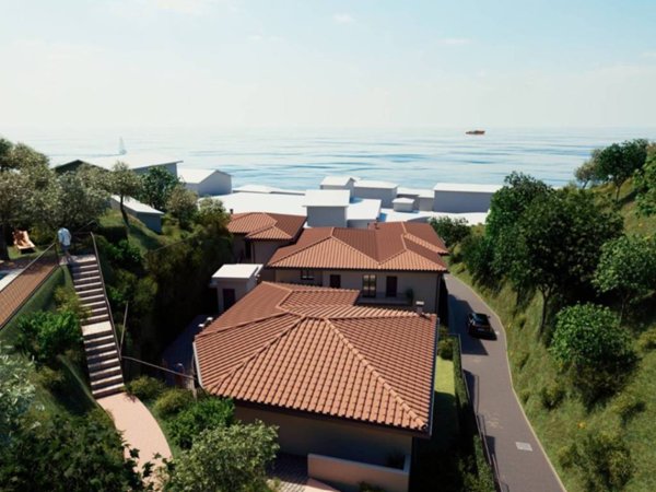 appartamento in vendita a Gardone Riviera in zona Fasano