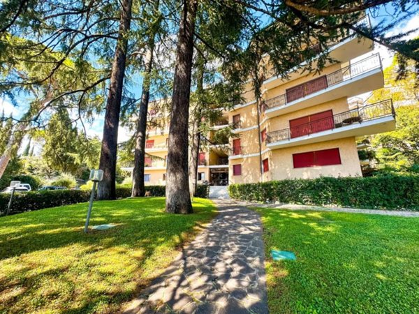 appartamento in vendita a Gardone Riviera